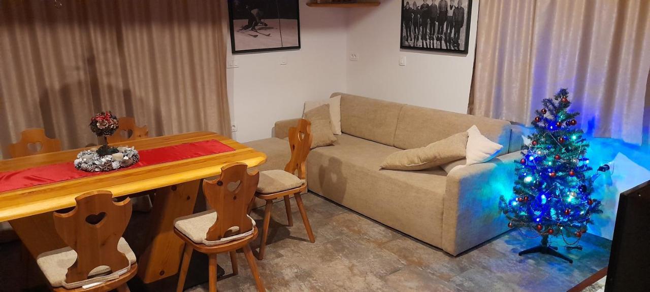 Apartma in Bungalov Jezerci Gozd Martuljek Exterior foto