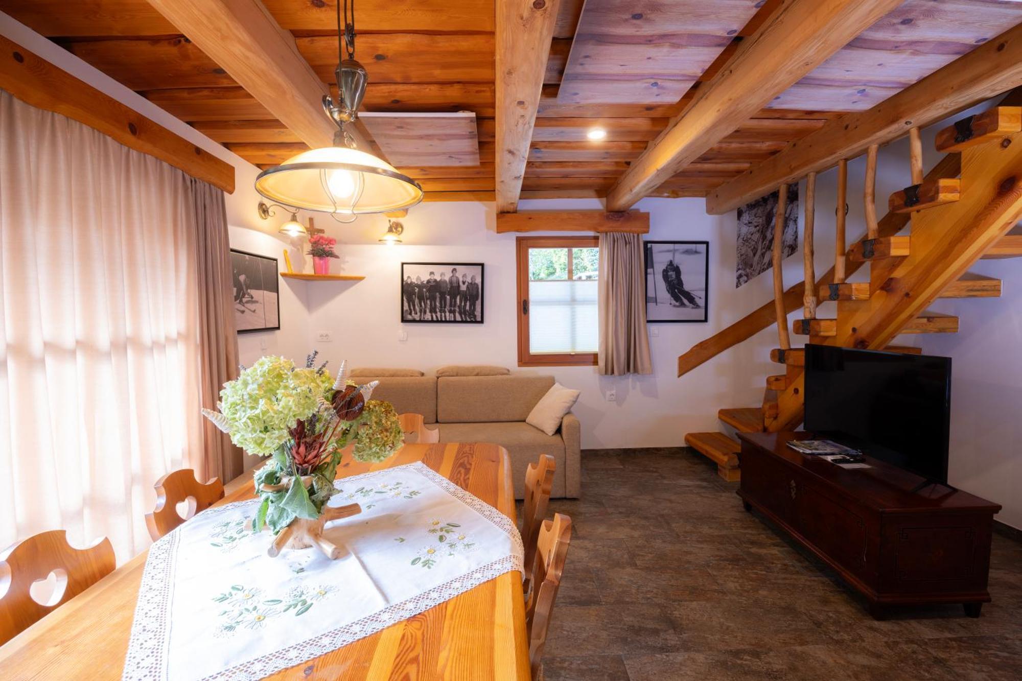 Apartma in Bungalov Jezerci Gozd Martuljek Exterior foto
