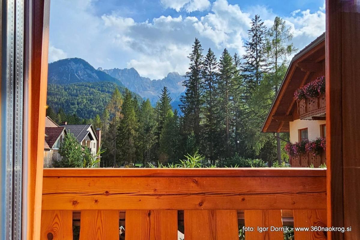 Apartma in Bungalov Jezerci Gozd Martuljek Exterior foto