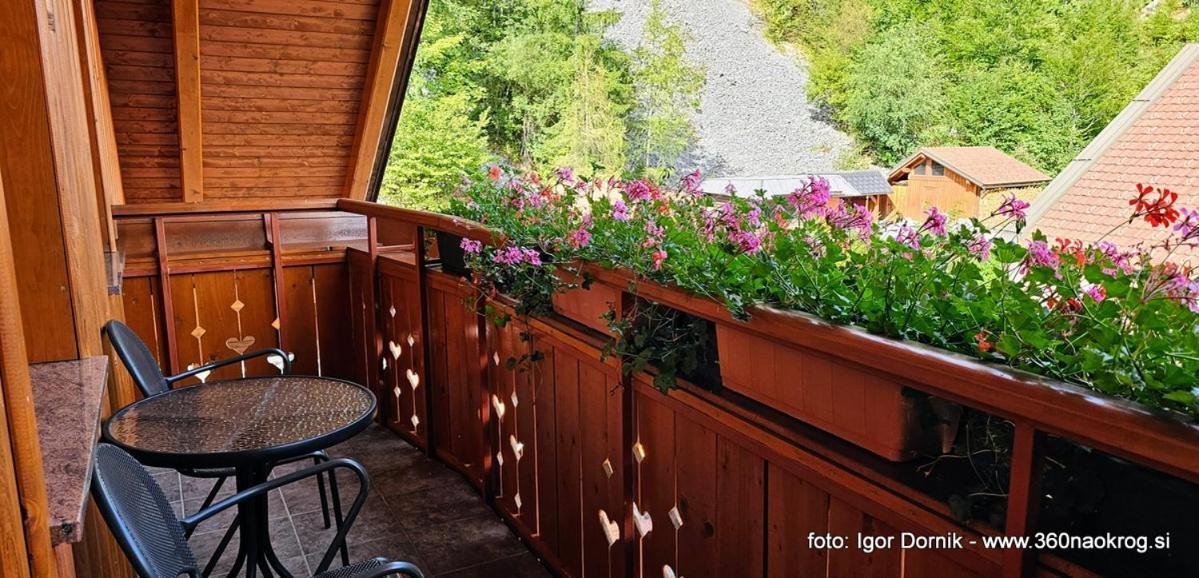 Apartma in Bungalov Jezerci Gozd Martuljek Exterior foto